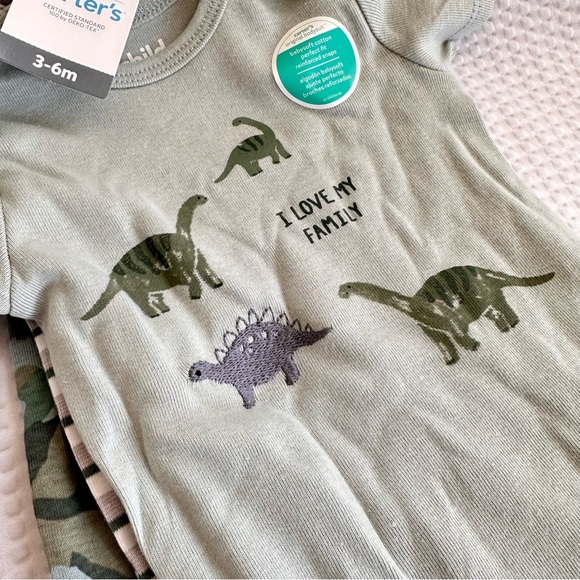 Baby boys carters onesies - set of 3 (3-6M) - Picture 5 of 6